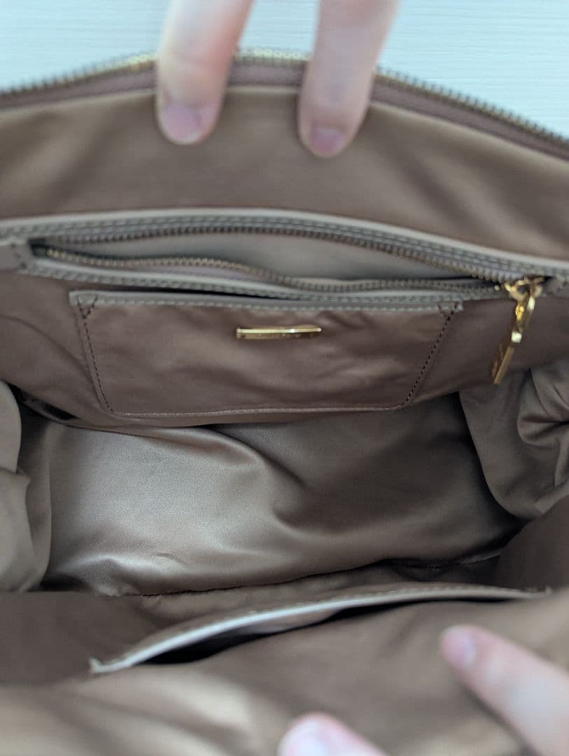 ミュウミュウ　MIU MIU マドラスショルダーバッグ