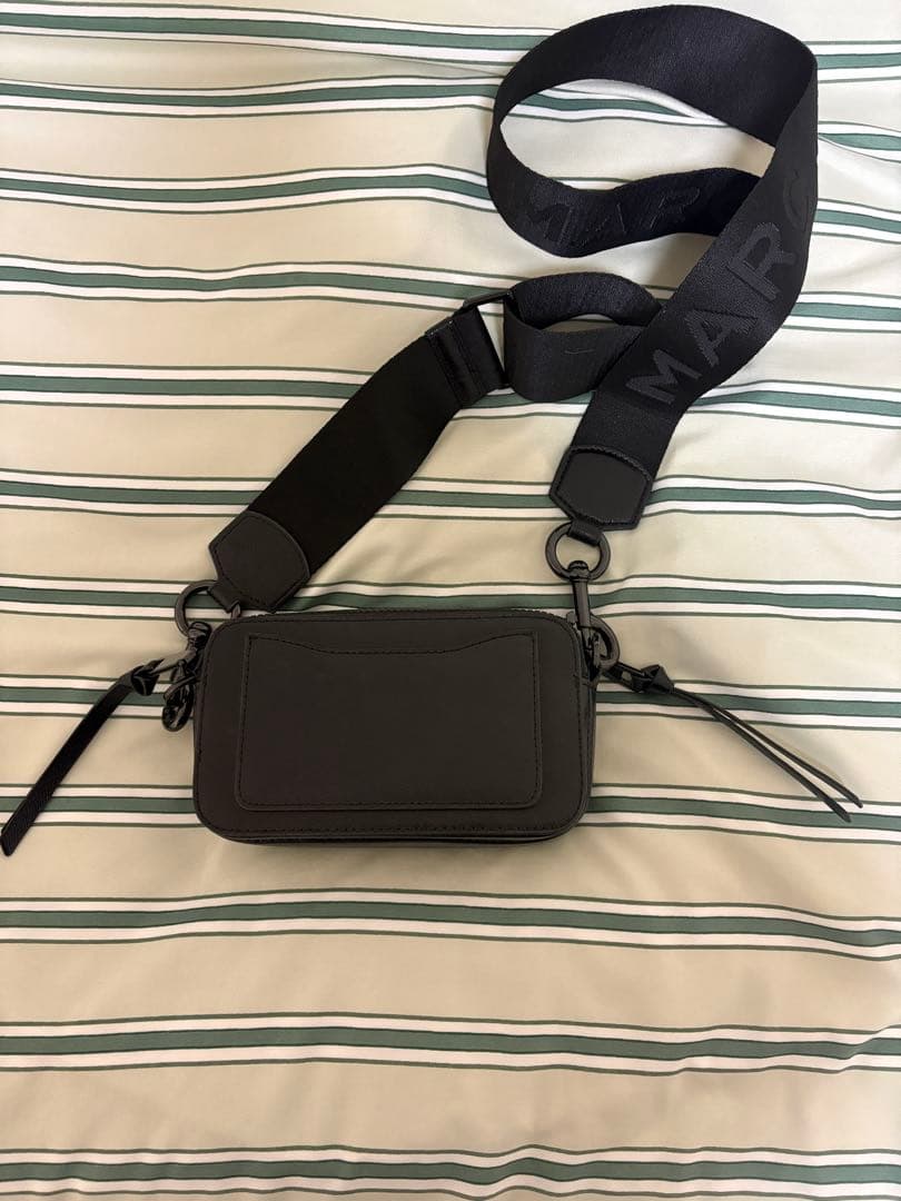 マークジェイコブス　スナップショット　ショルダーバッグ　ブラック