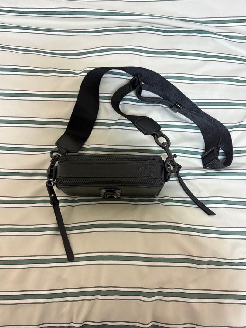 マークジェイコブス　スナップショット　ショルダーバッグ　ブラック