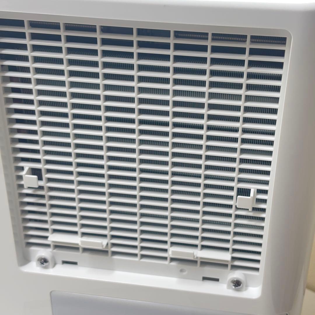 【展示品・美品】コロナ 衣類乾燥除湿機 CD-S6324-W コンプレッサー式