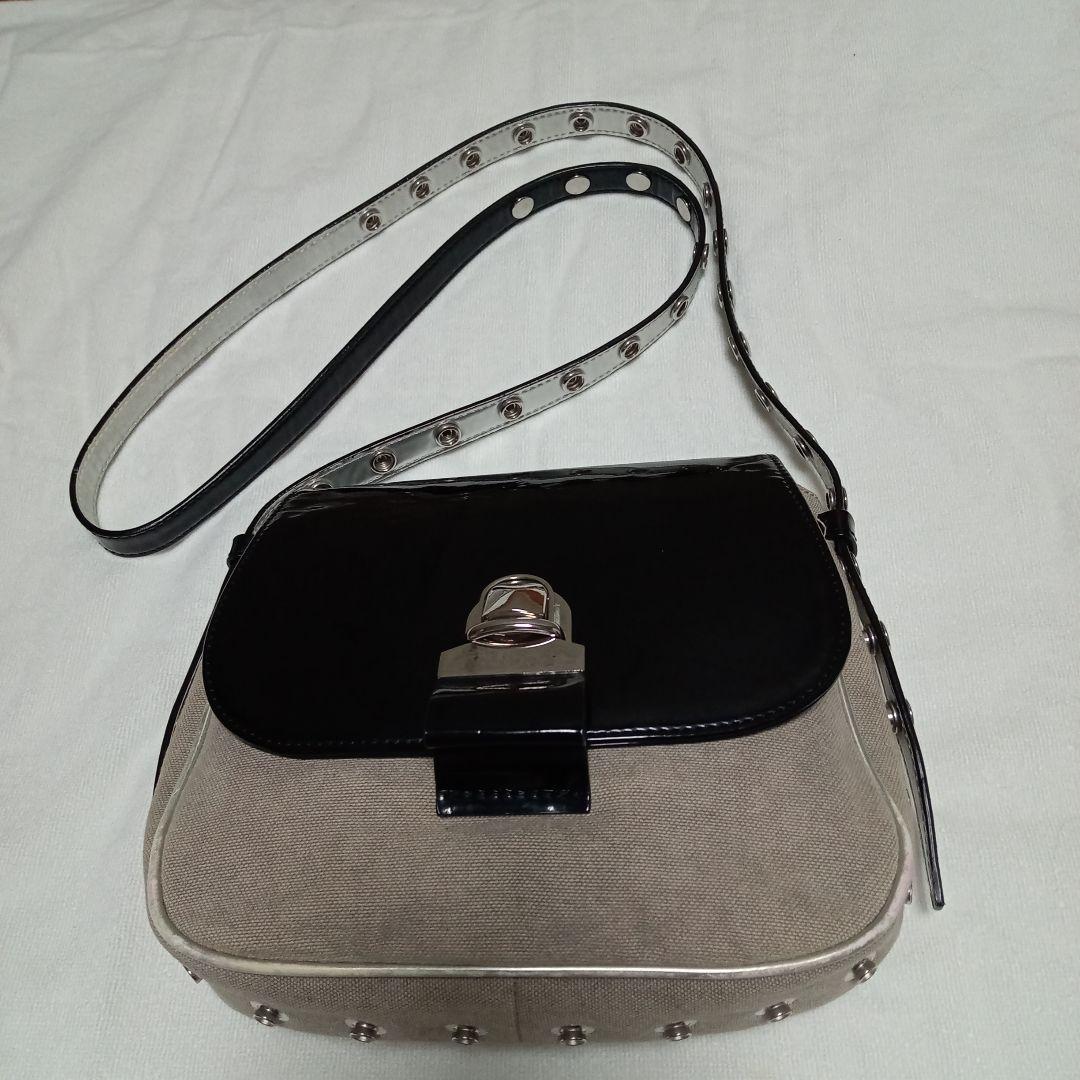 MM6 メゾンマルジェラ　ショルダーバッグ　エナメル　キャンバス　スタッズ