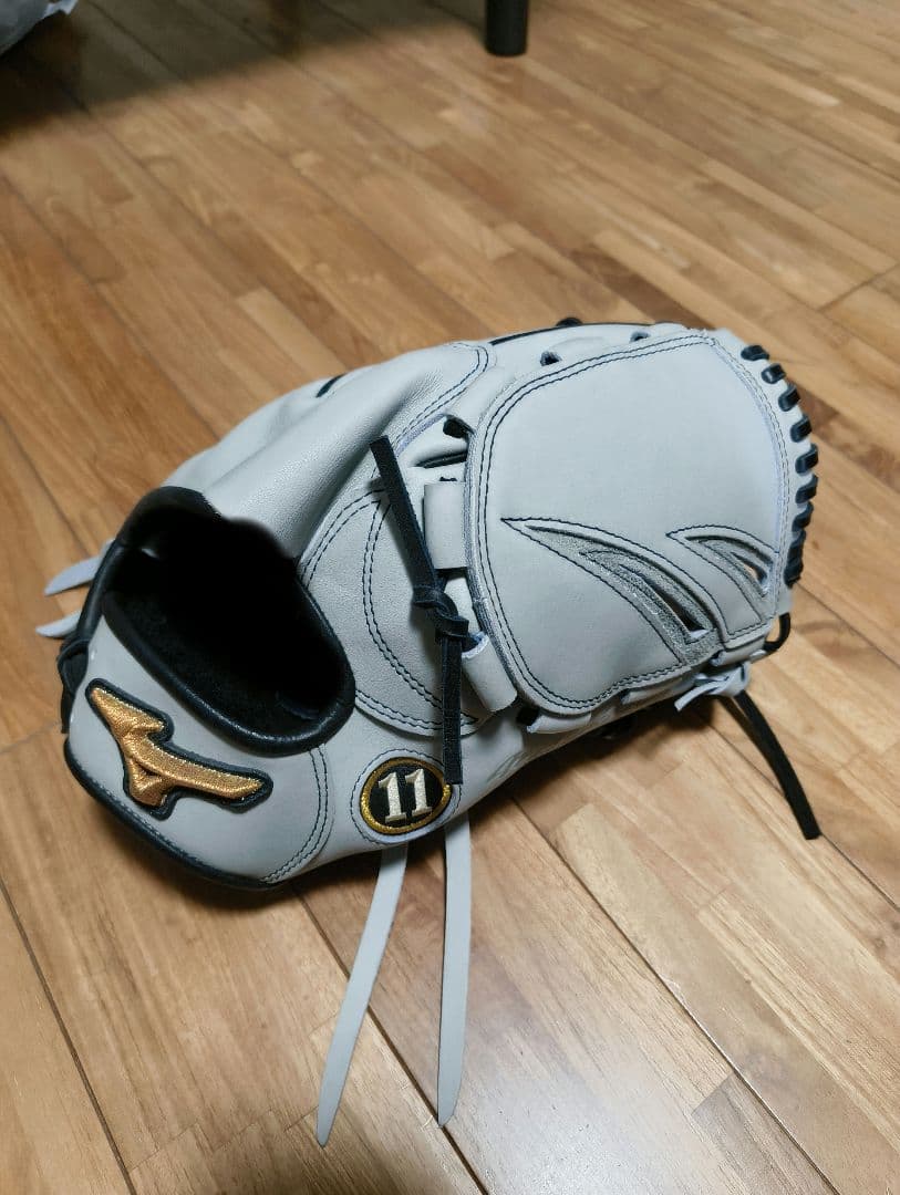 【即戦力・型良】ミズノプロ 硬式 投手用 オーダー 西野勇士モデル