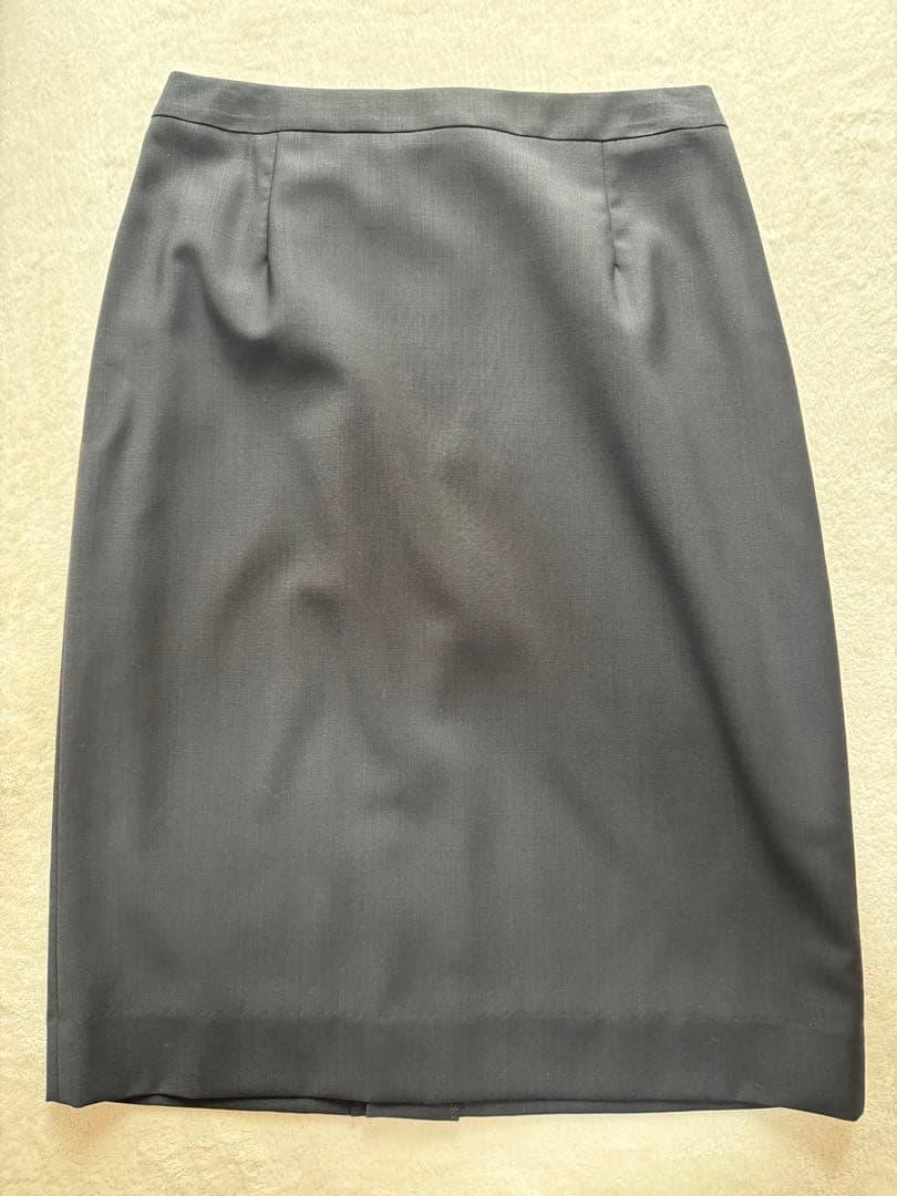 【タグ付き♡未使用品】インディヴィ　スカートスーツ　ブラック無地