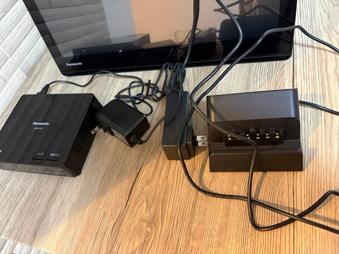 Panasonic ポータブルテレビ UN-15L12H ビエラ作動確認済