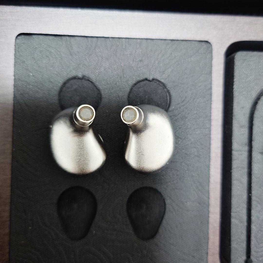 こ*う様 VISION EARS Erlkönig 有線イヤホン