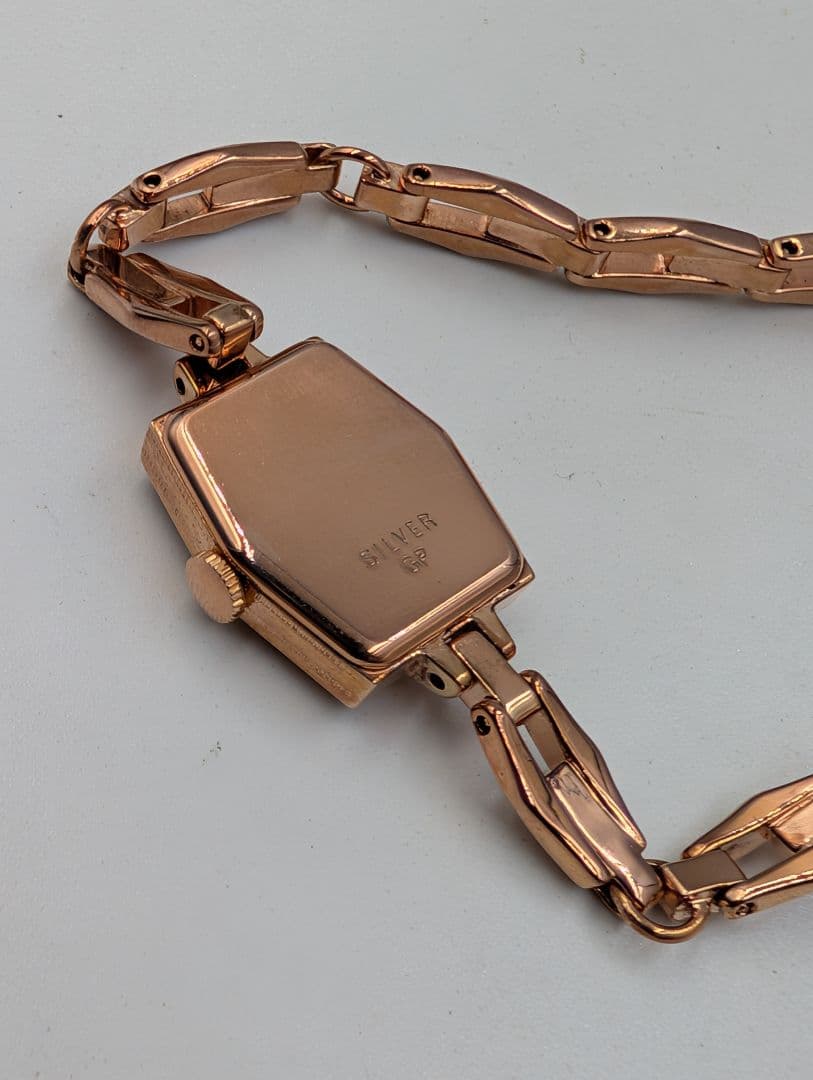 アガット レディース腕時計☆ゴールド2針☆ブレスレットタイプ☆電池交換済み