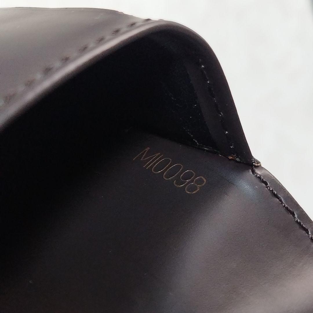 Louis Vuitton ダークブラウン 二つ折り財布