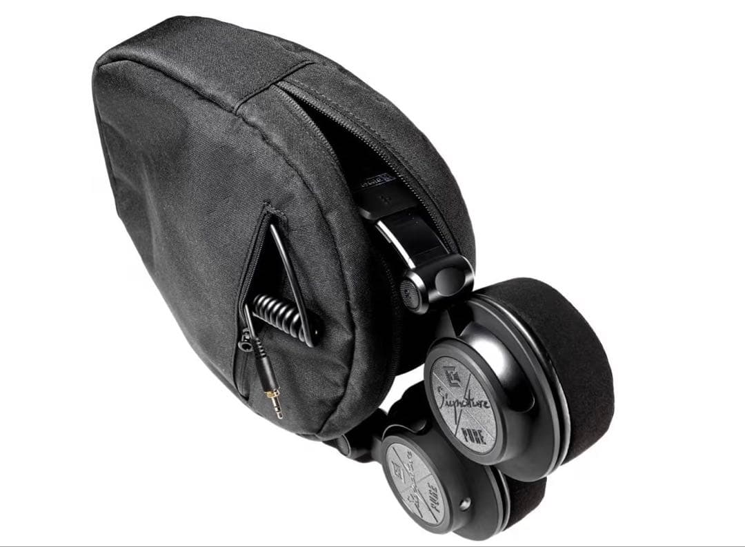 ULTRASONE Signature PURE BLACK 新品