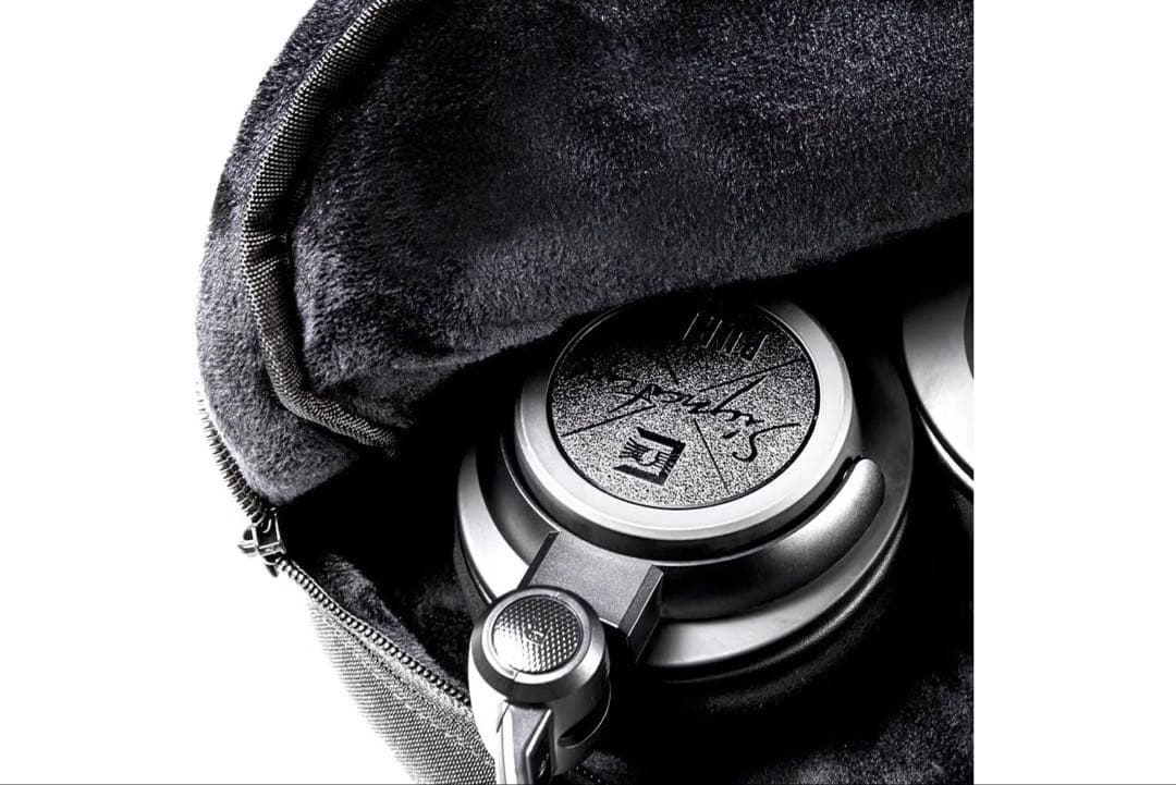 ULTRASONE Signature PURE BLACK 新品