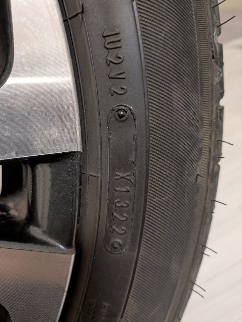 ヤリスクロス純正タイヤホイール4本