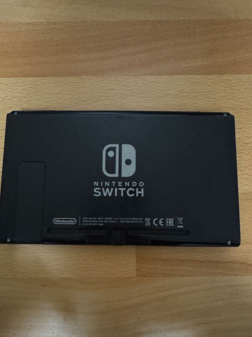 Nintendo Switch 本体 + 付属品‼️