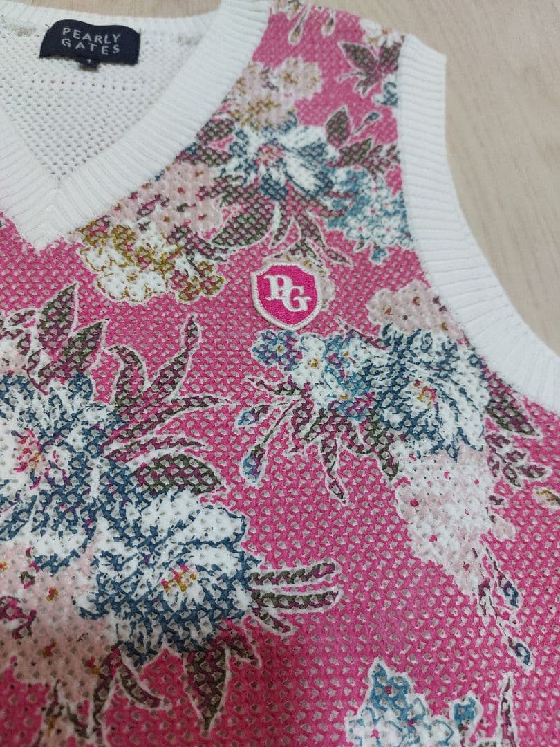 【1（M相当）】パーリーゲイツ フラワーニット プリントベスト