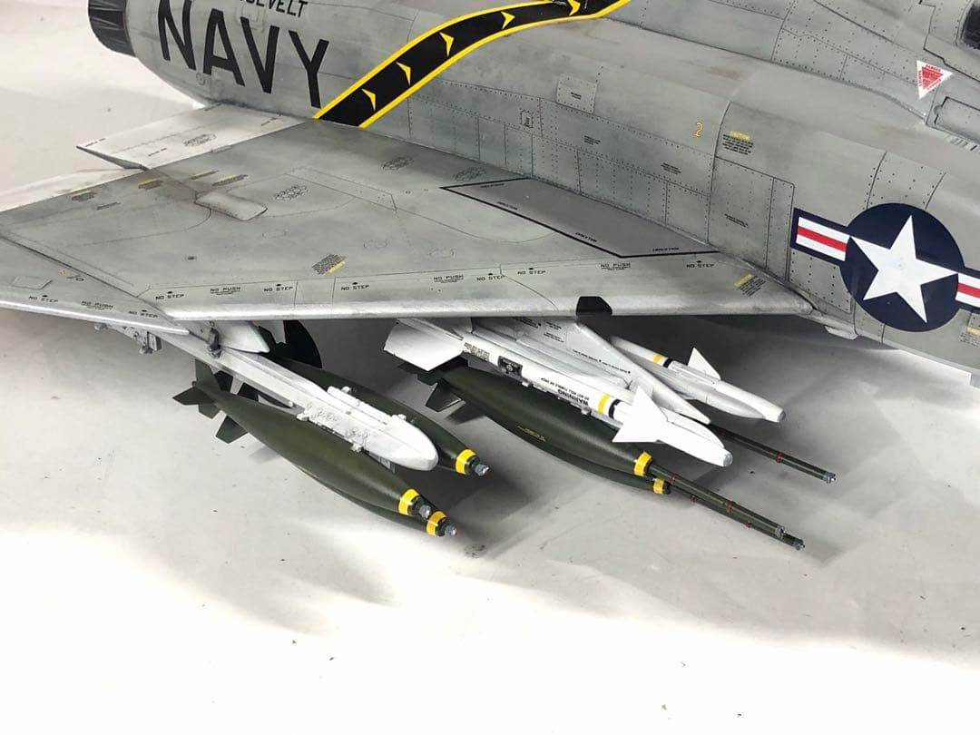 タミヤ 1/32 マクダネル ダグラス F-4J ファントムII