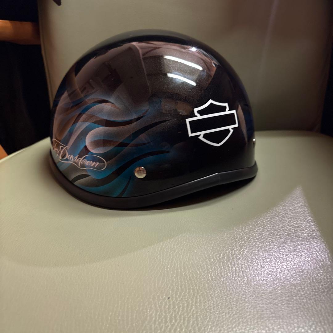 最終値下げ　ダックテールヘルメット　フリーサイズ