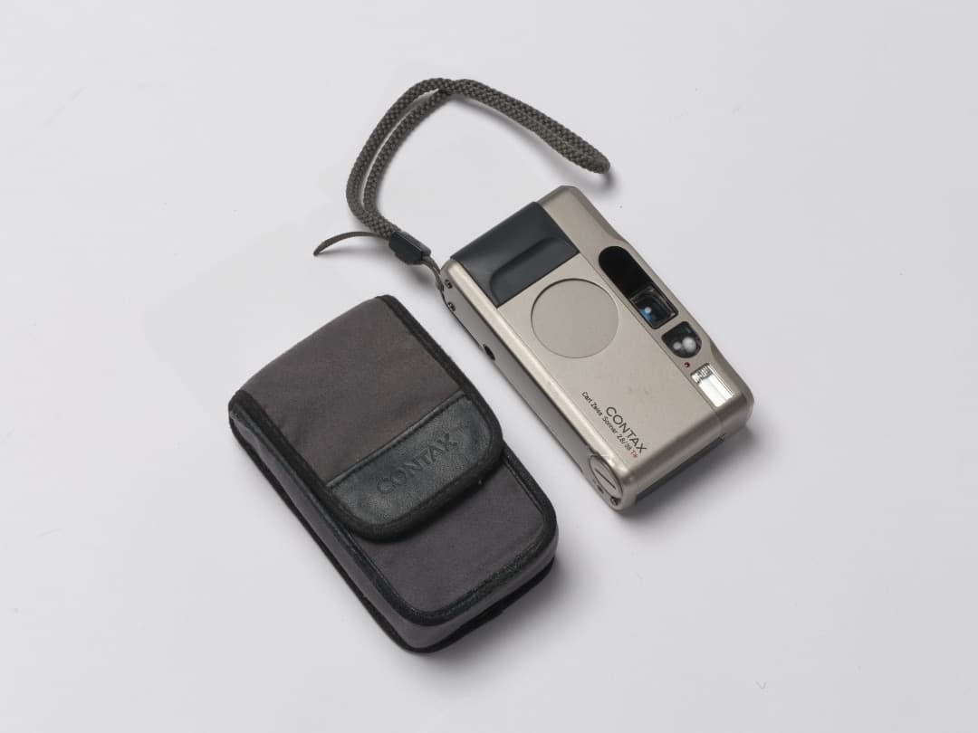 CONTAX T2 チタンシルバー 純正ケース付き