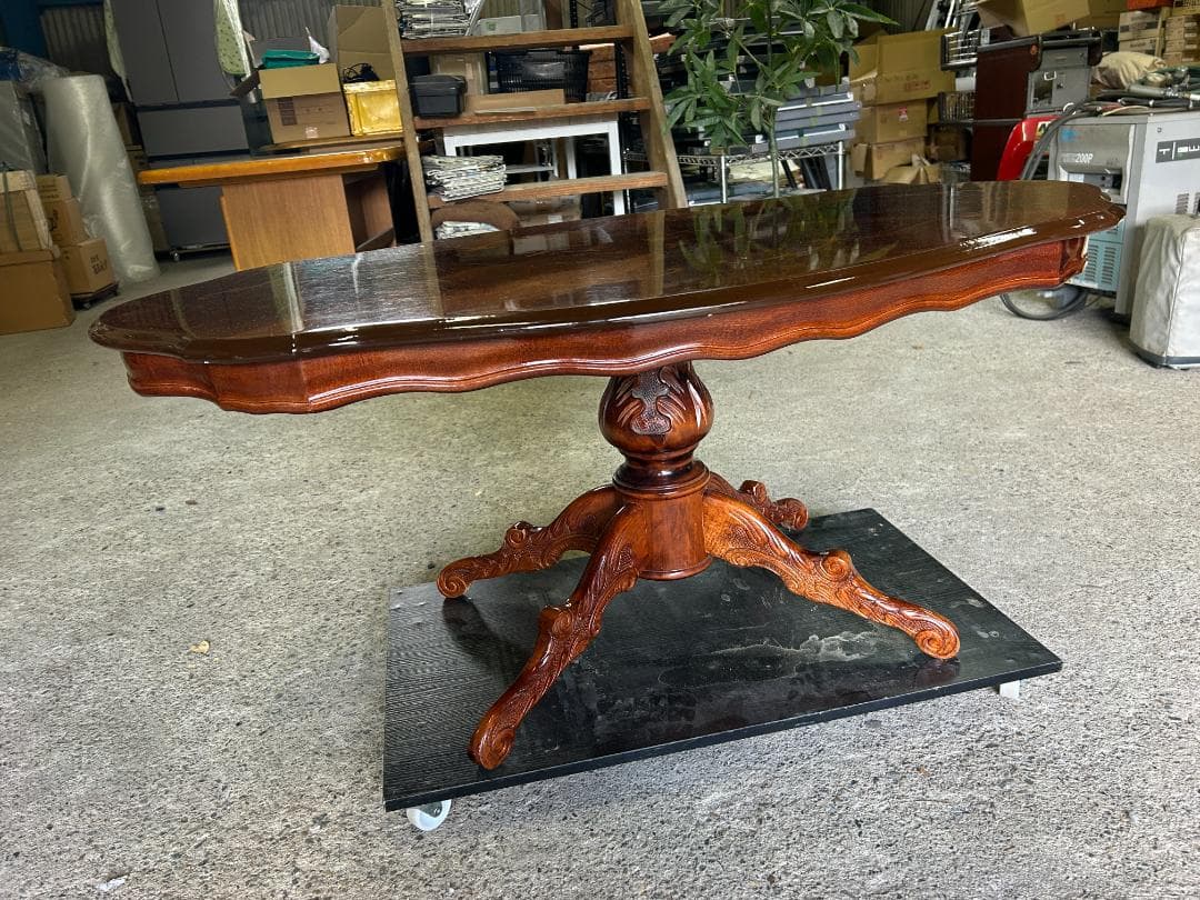 イタリア製 ローテーブル 彫刻装飾 木製 アンティーク調 高さ52cm
