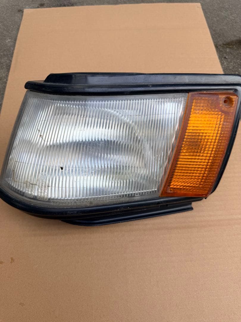 ae86レビン 左コーナーランプ