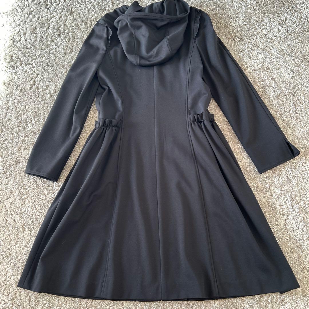 エムズグレイシー　フード付き黒ジップアップコート