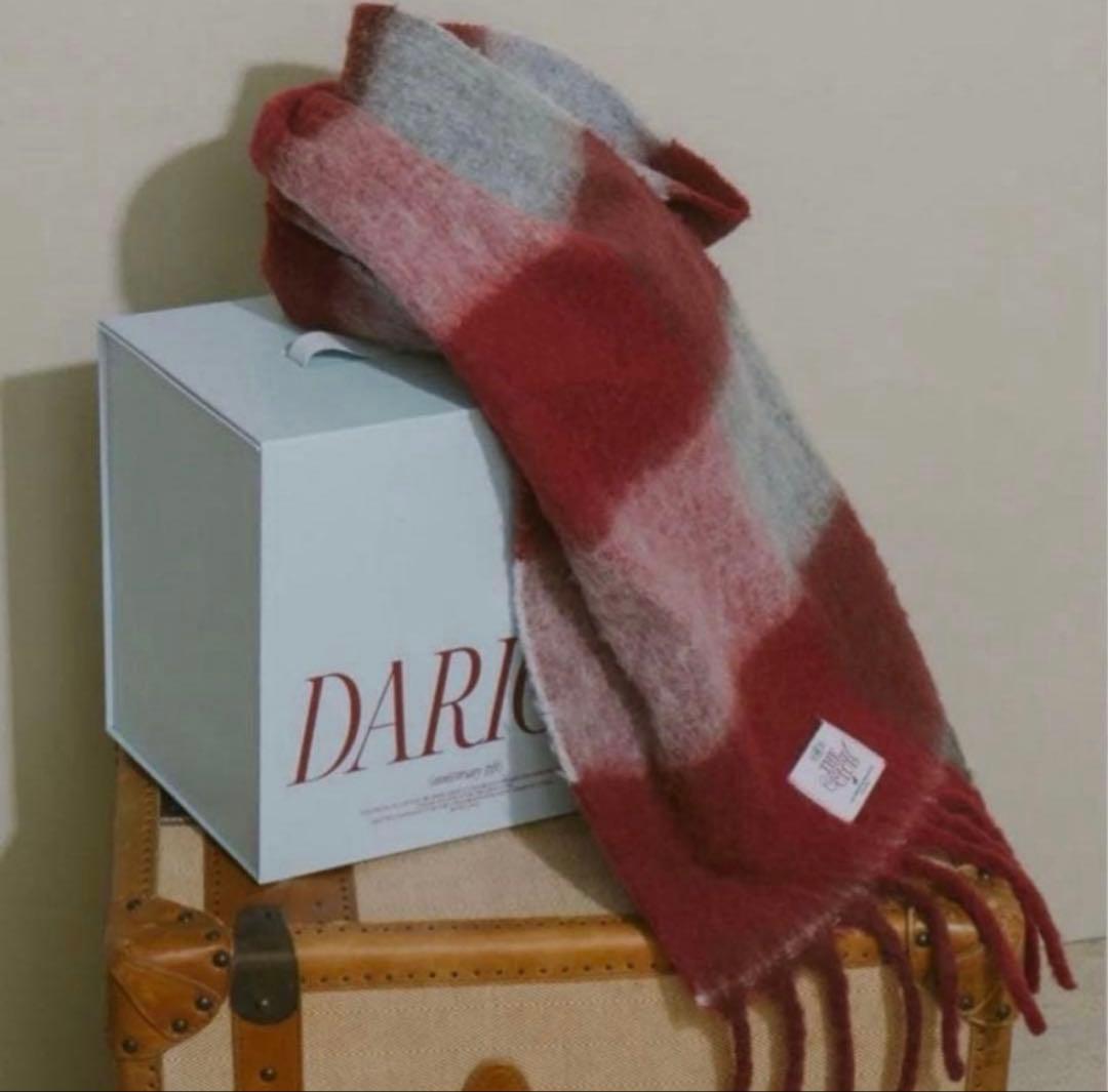 【新品未使用】Darichチェックボリュームマフラー