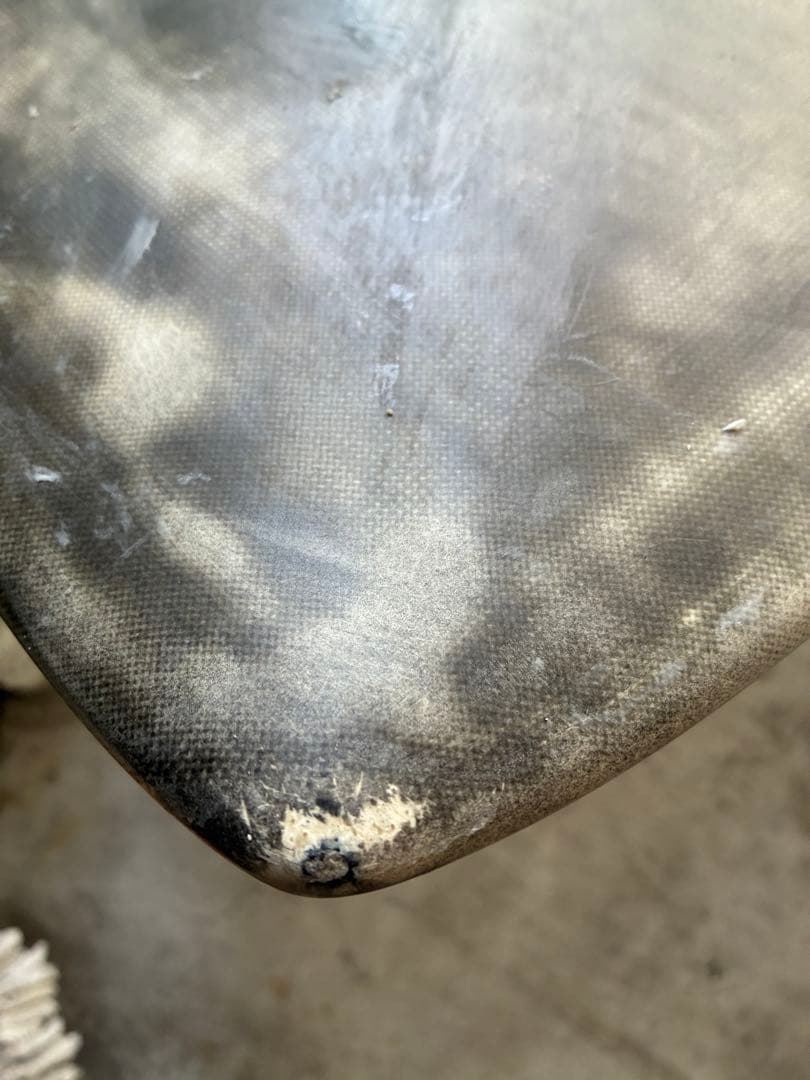 送料込　スリーウェザーサーフボード　シェルター　40L