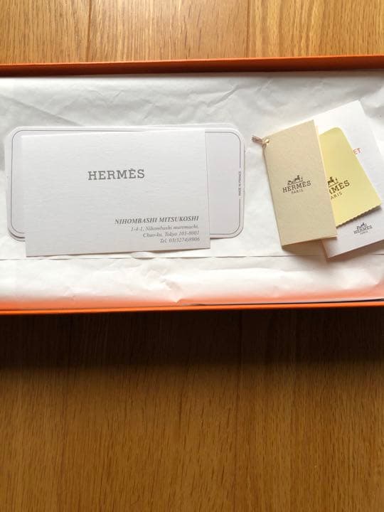 エルメス手袋(新品、タグ箱有)