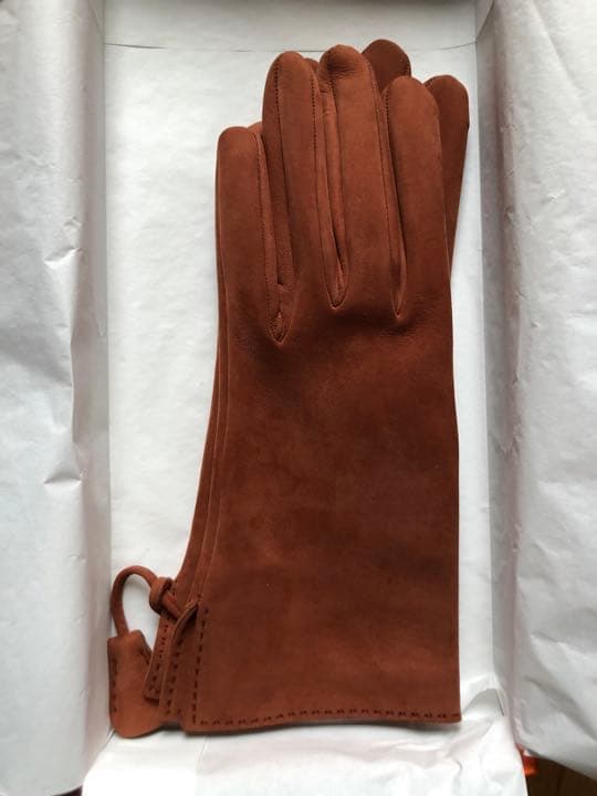 エルメス手袋(新品、タグ箱有)