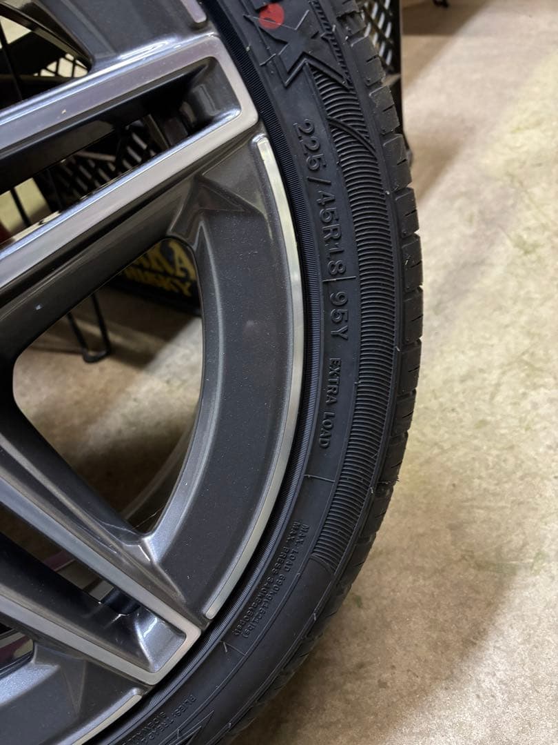 メルセデスベンツ　純正ホイール18インチ(値下げ中)