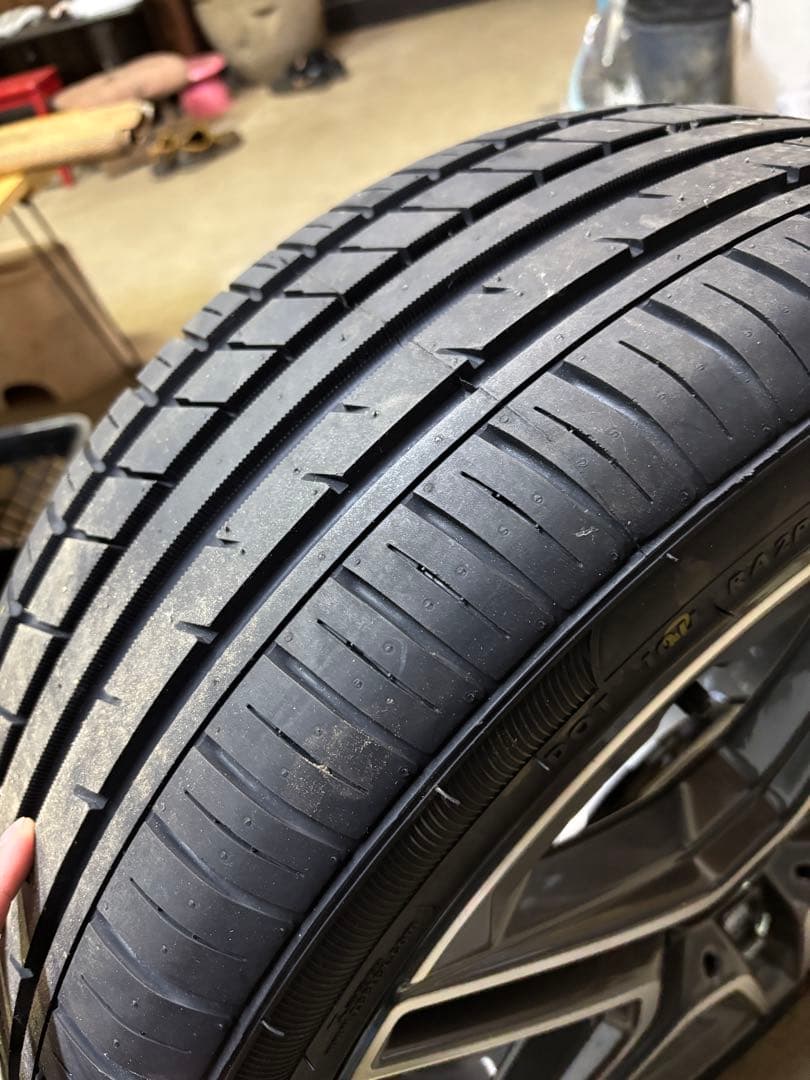 メルセデスベンツ　純正ホイール18インチ(値下げ中)