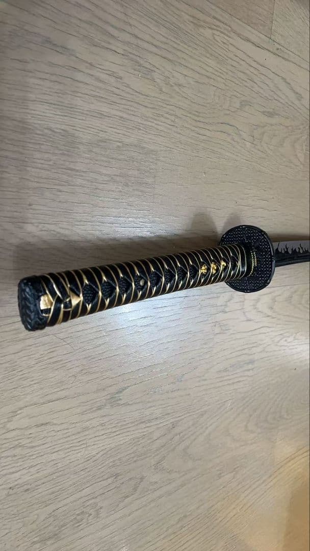 地金焼刃紋 黒炎武士打刀 剣道練習・コレクション用 模造刀居合練習用日本刀