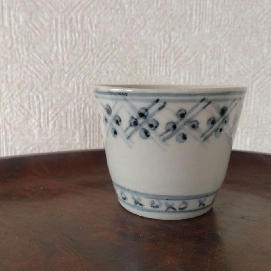 【秋の感謝セール！〜9/28まで】古伊万里染付格子文蕎麦猪口江戸時代