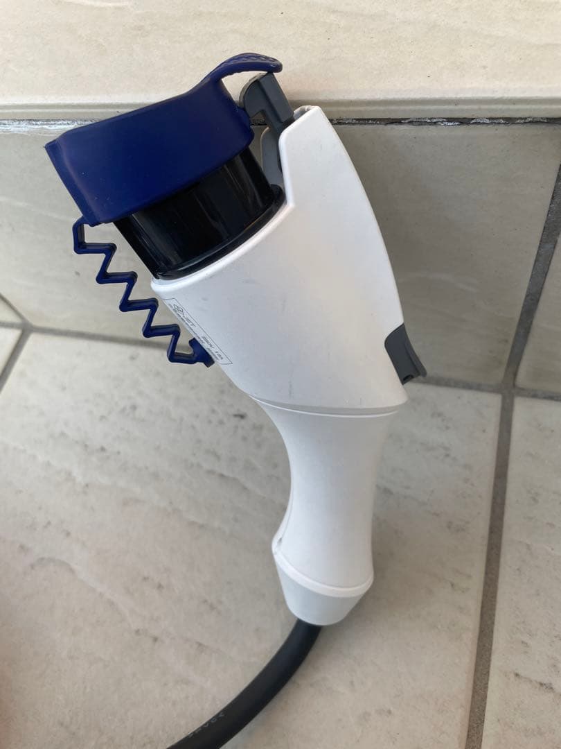 日産純正 EV充電ケーブル 3m 29690 3NK7E（室内保管）