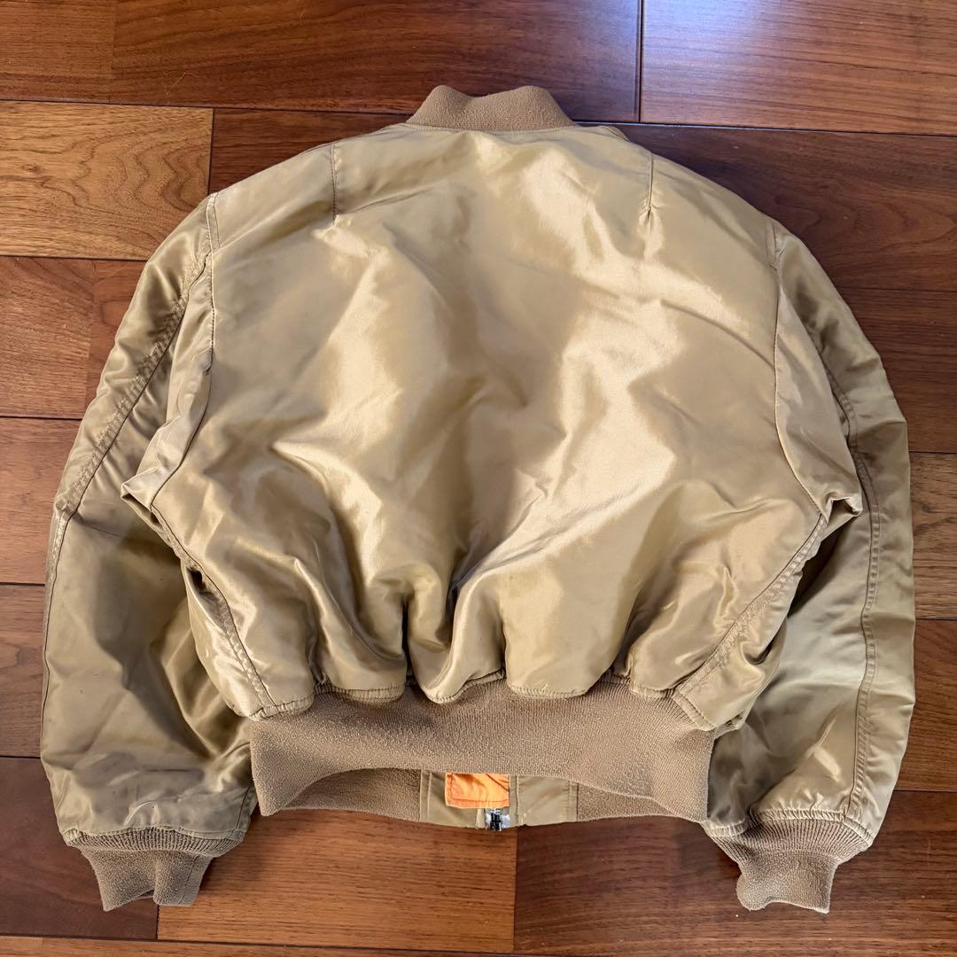 【レアカラー】AVIREX MA1 アビレックス MA-1 フライトジャケット