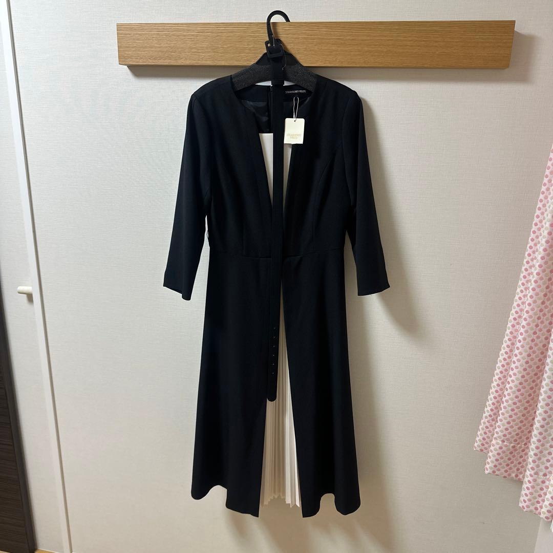 お値下げしましたSTRAWBERRY FIELDS 黒 ロングワンピース 七分袖