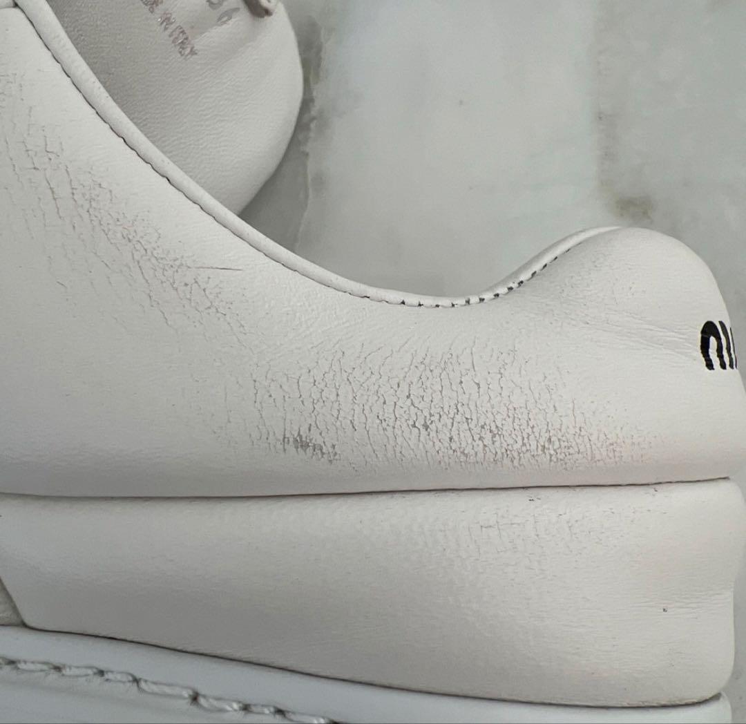 miumiu ナッパレザー スニーカー　36ホワイト