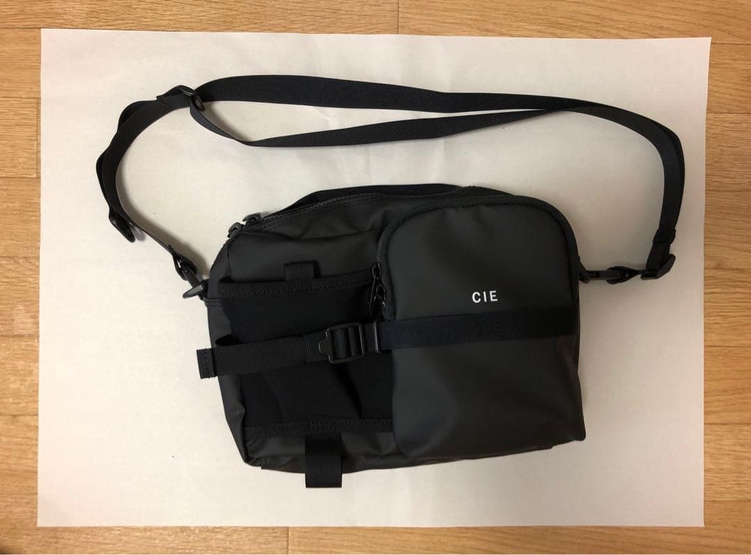 CIE GRID3 Mサイズ ブラック