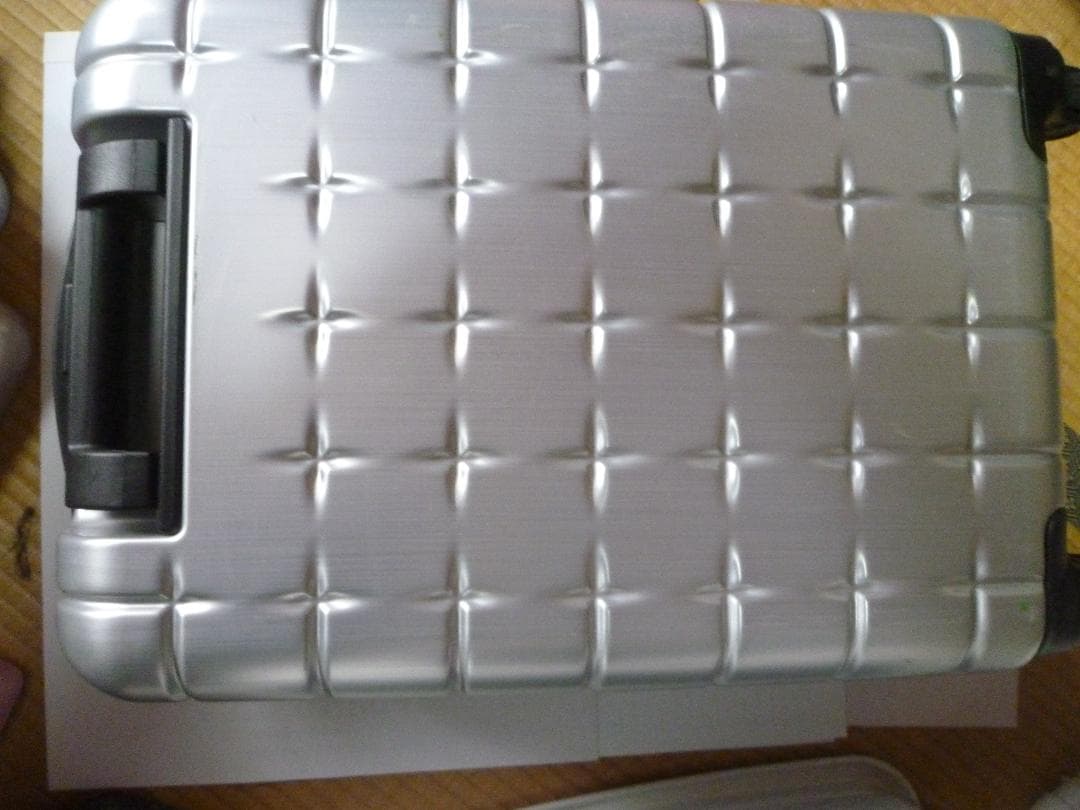 ACE　機内持ち込みサイズスーツケ－ス　使用2回のみ　24年11月24日購入