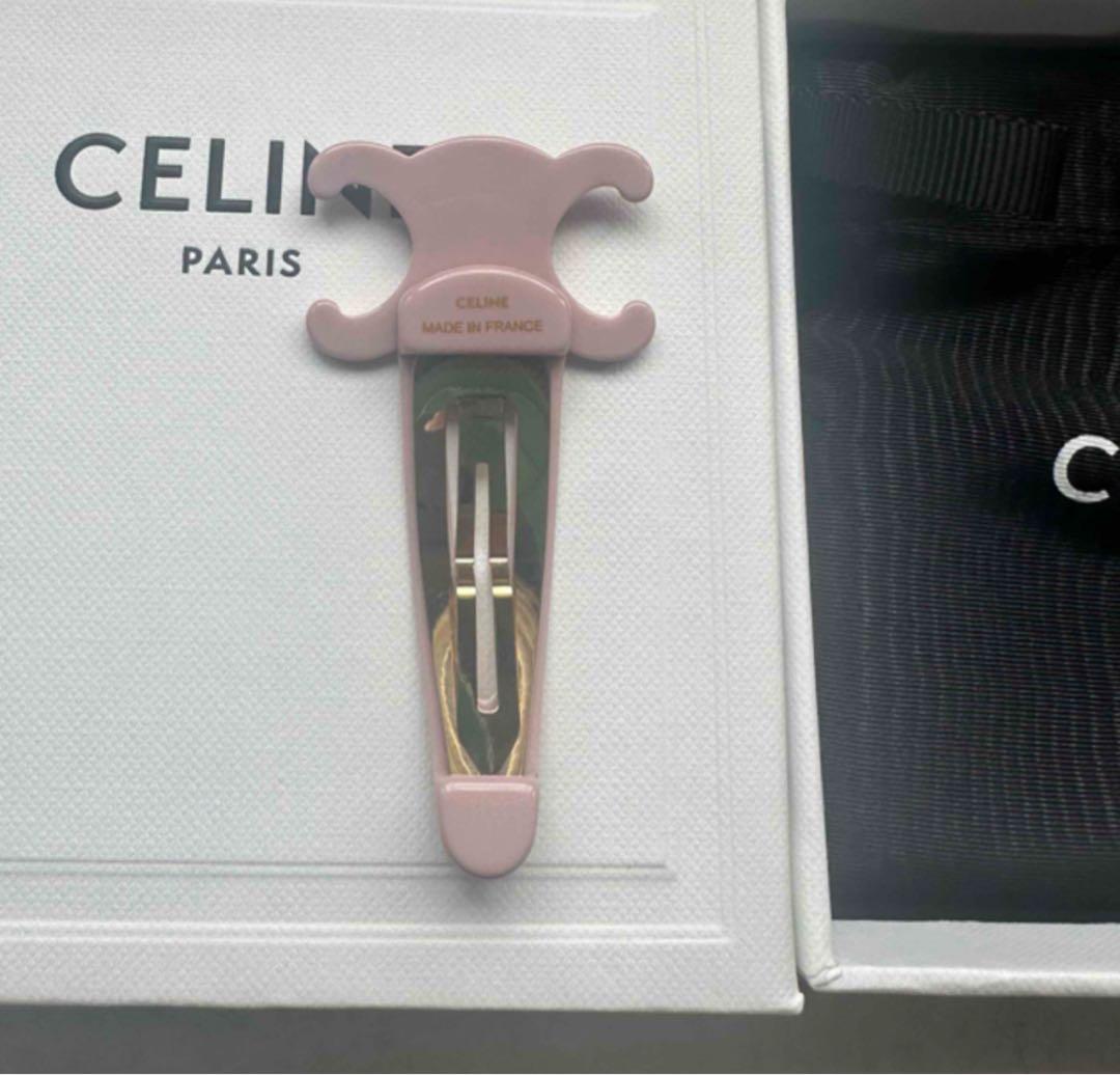 CELINEラージ スナップ ヘアクリップ