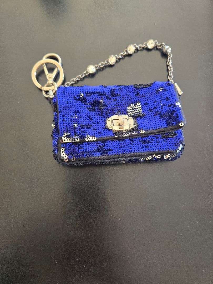 MIU MIU　キーケース