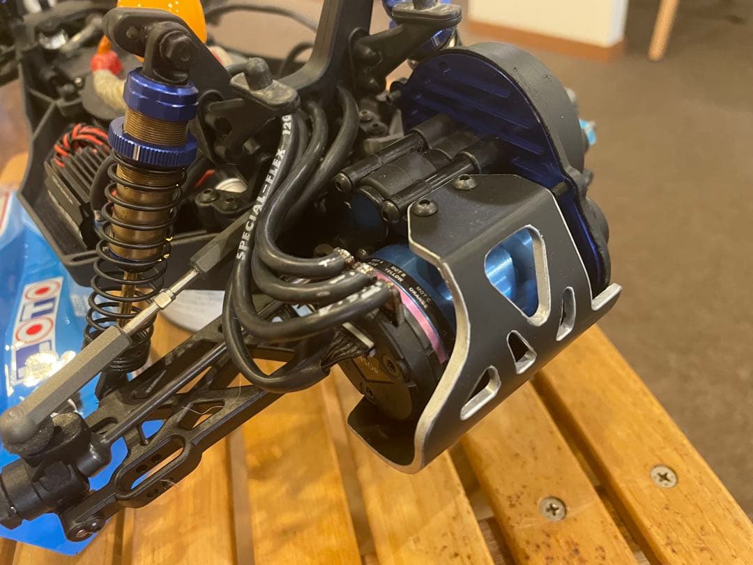 【ズッタくん】京商　アルティマ　RB5 ダートマスターにもサンワプロポ付