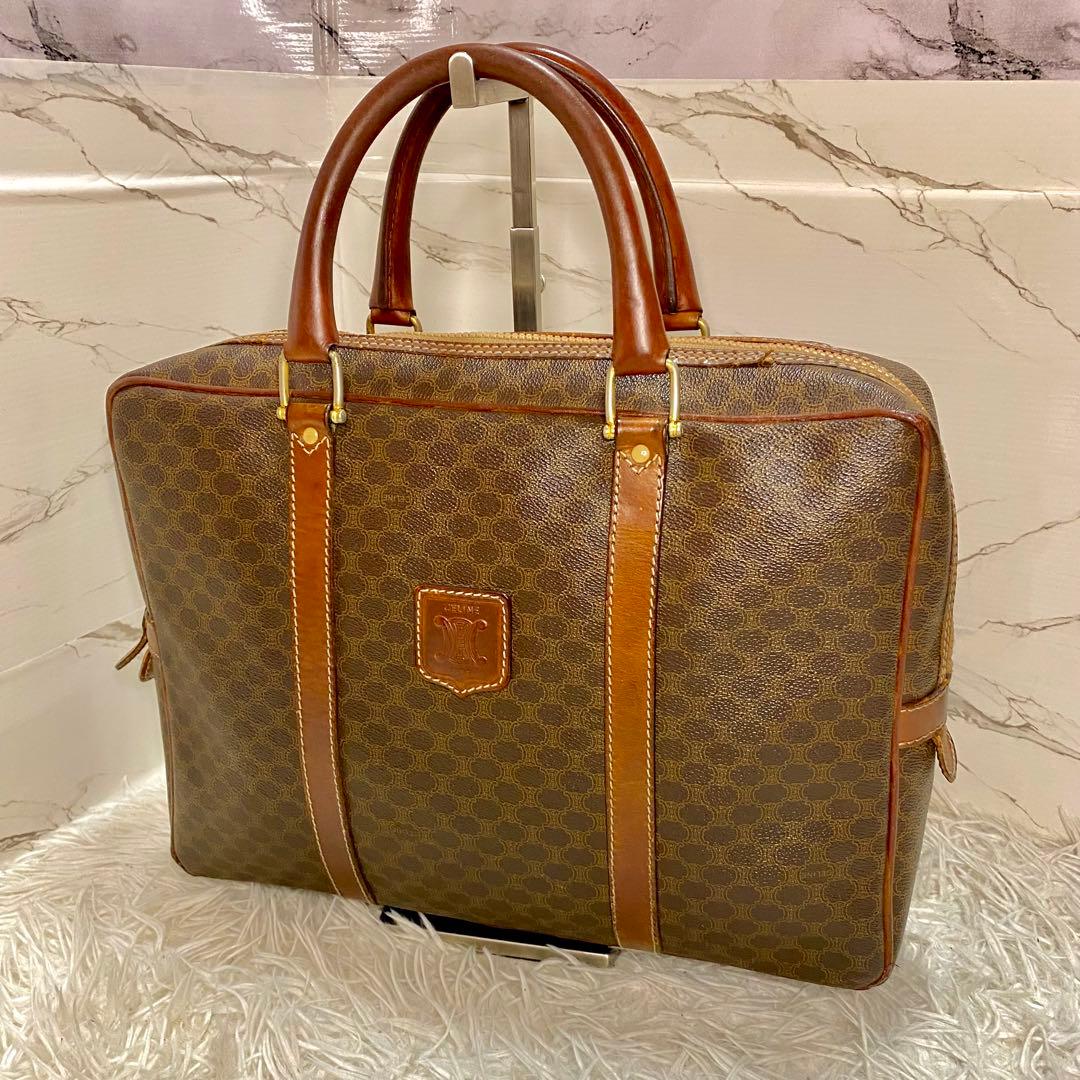 【美品】セリーヌ　ブリーフケース　ビジネスバッグ　バック　大容量　A4余裕多機能