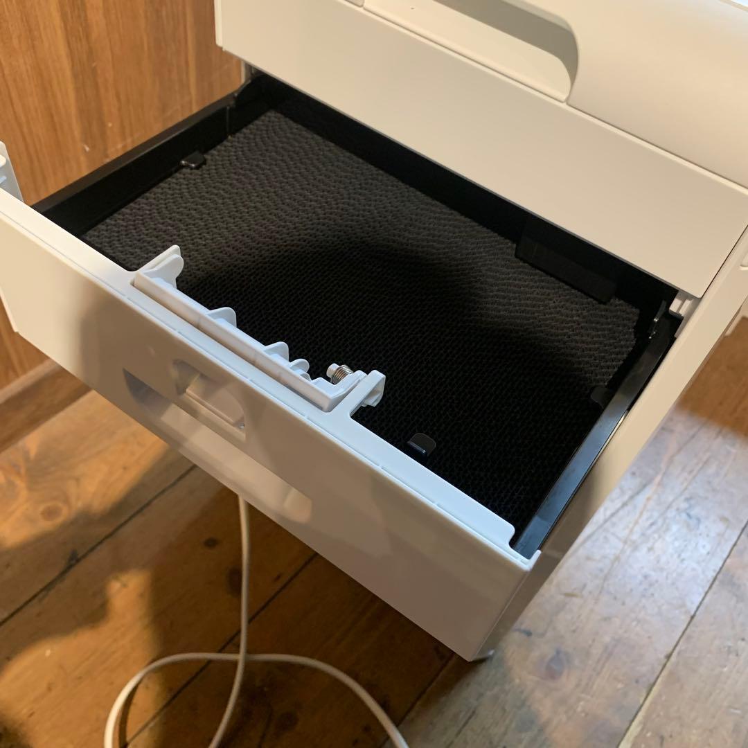 ダイキン　空気清浄機　MC555A-W 2025年製　フィルター付き　美品