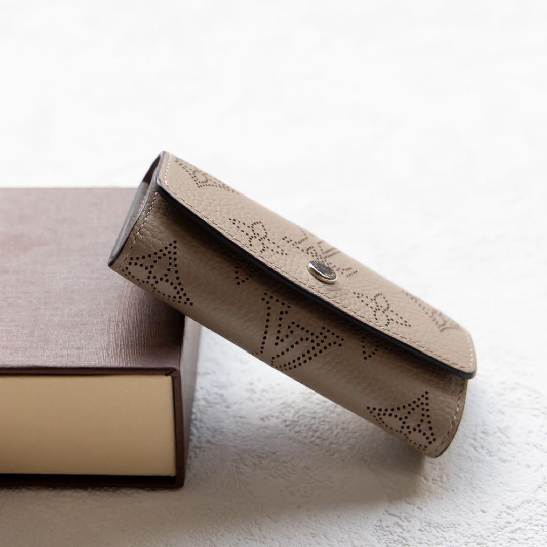 【最終値下げ】LOUIS VUITTON マヒナ　ミュルティクレ　キーケース