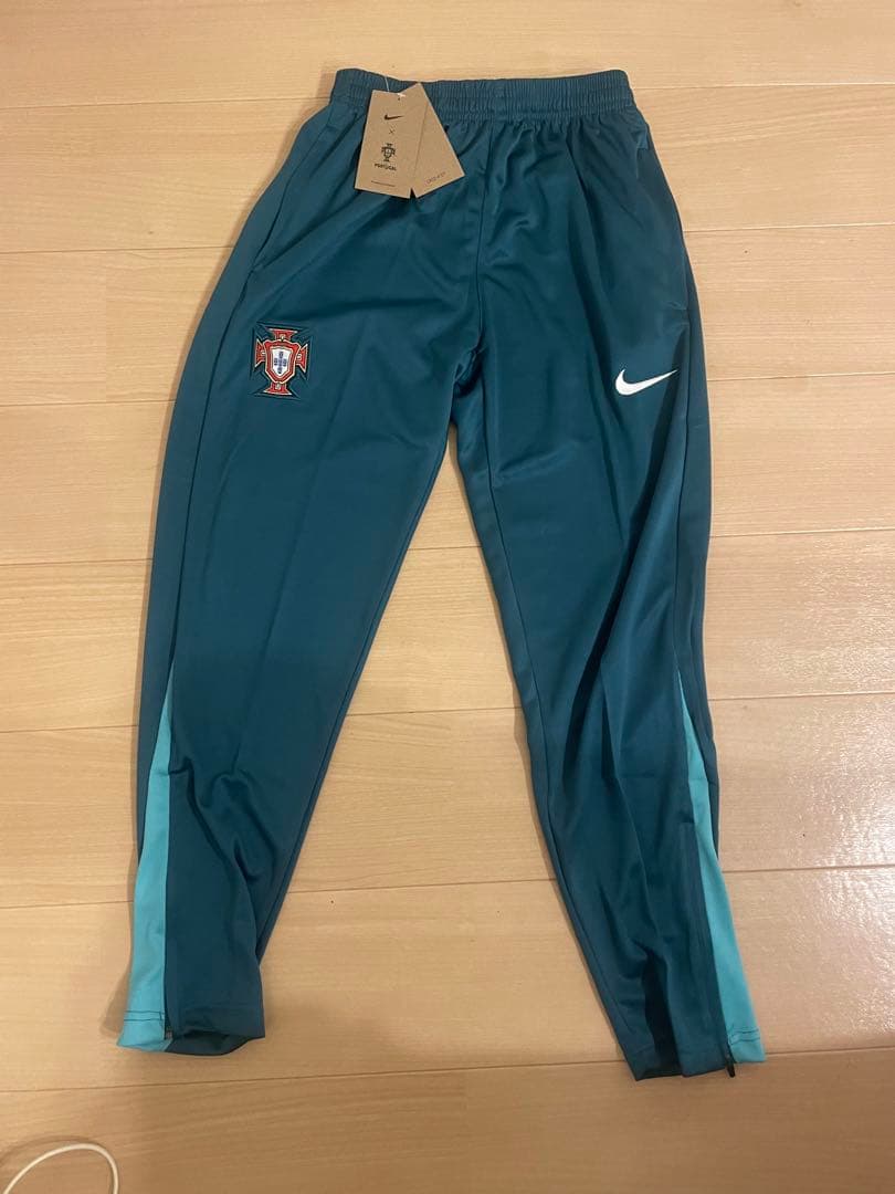 あ*様 サッカー　ポルトガル代表 トレーニングウェア上下