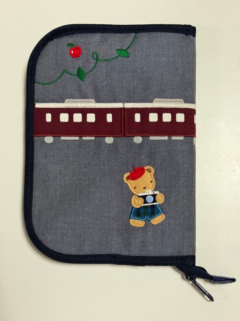 最終お値下げ中！【定価以下】ファミリア マルチケース♡母子手帳　新品未使用