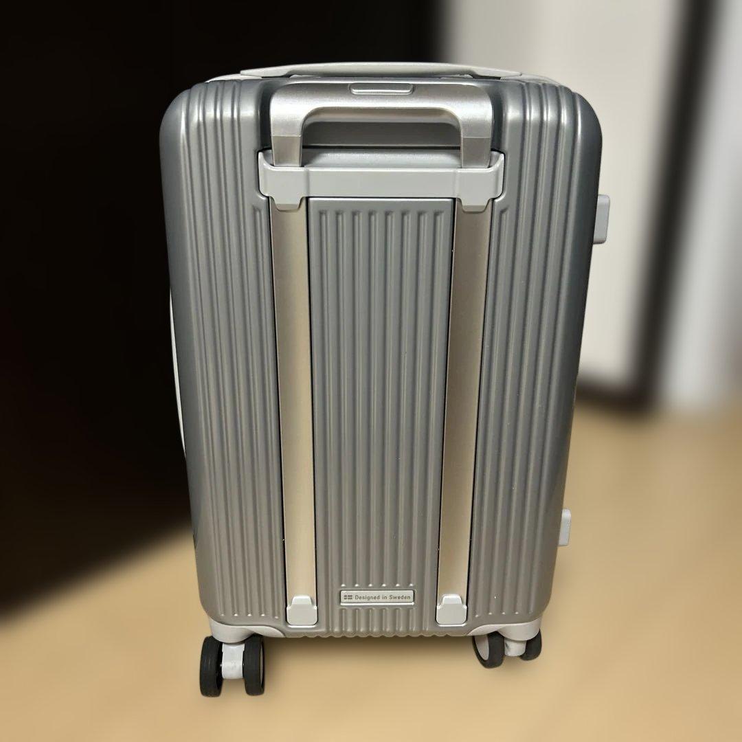 【超美品1回使用のみ】イノベーターキャリーケース　INV50