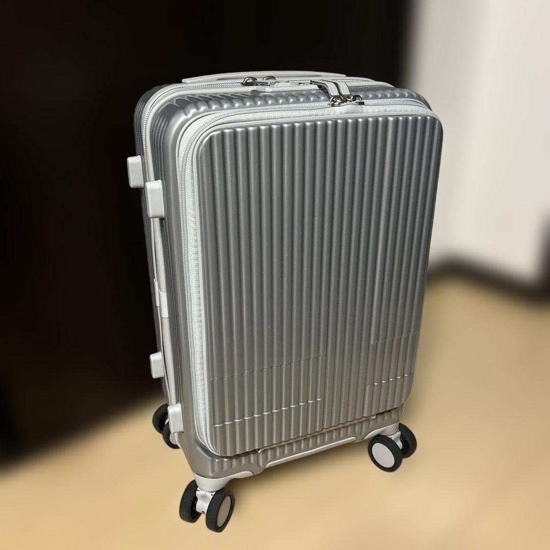 【超美品1回使用のみ】イノベーターキャリーケース　INV50