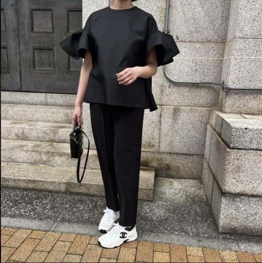 名品✨Heve エブリデイパンツ 38 黒 ウエストロゴ ストレッチ 美品　学校