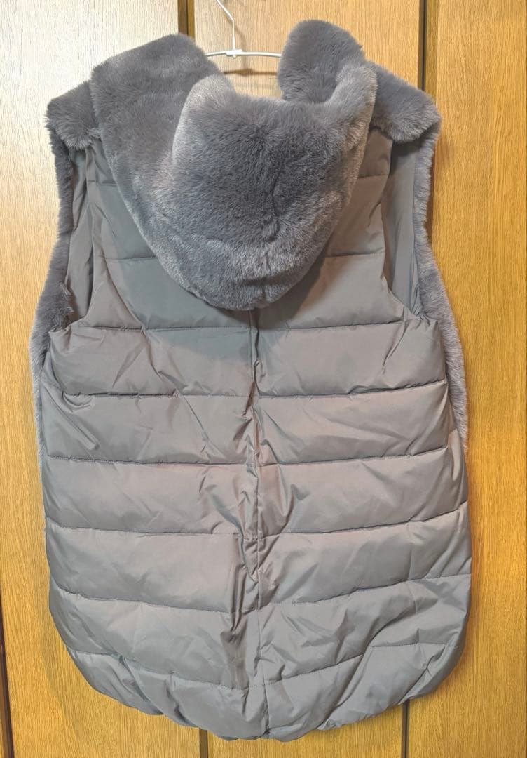 【新品】Agaフェイクファーベスト