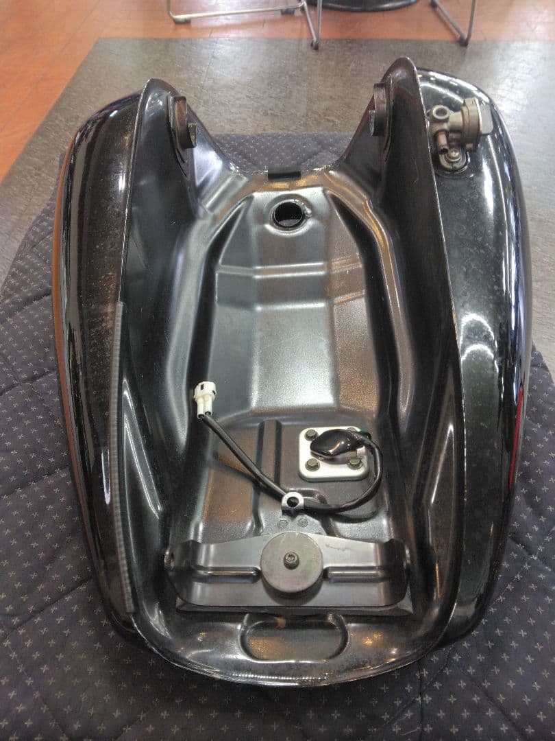 ヤマハDS4ドラッグスター　中古タンク