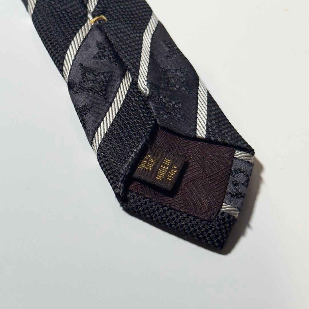 【良品】 ルイヴィトン モノグラム ストライプ柄 ブラック系 ネクタイ